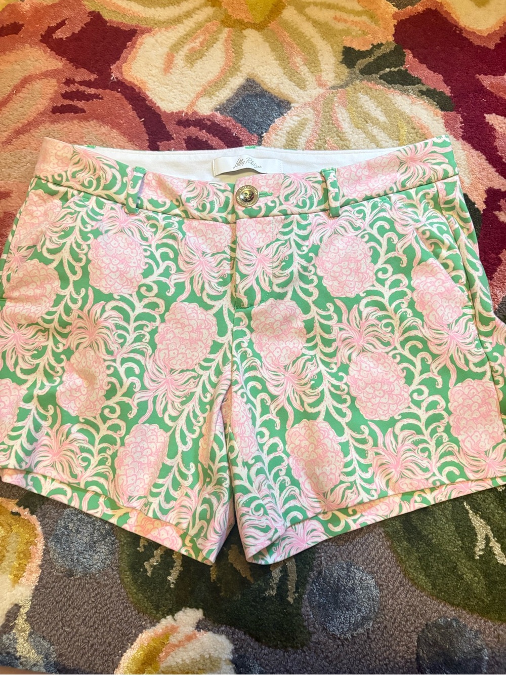 Lilly Pulitzer Shorts Party Like A Pineapple size 0 like new worn once